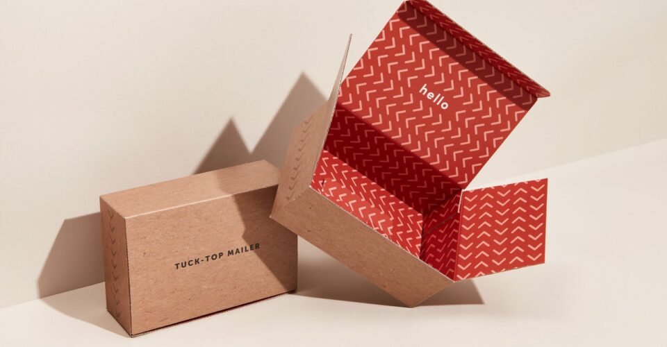 Difference Between Custom Boxes and Regular Packaging