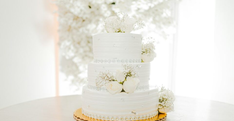 Three tier wedding cake that needs dowels and a drum for transport